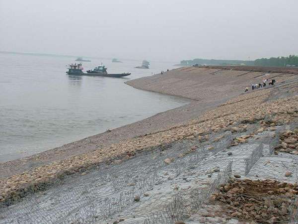 河堤雷诺护垫图片3