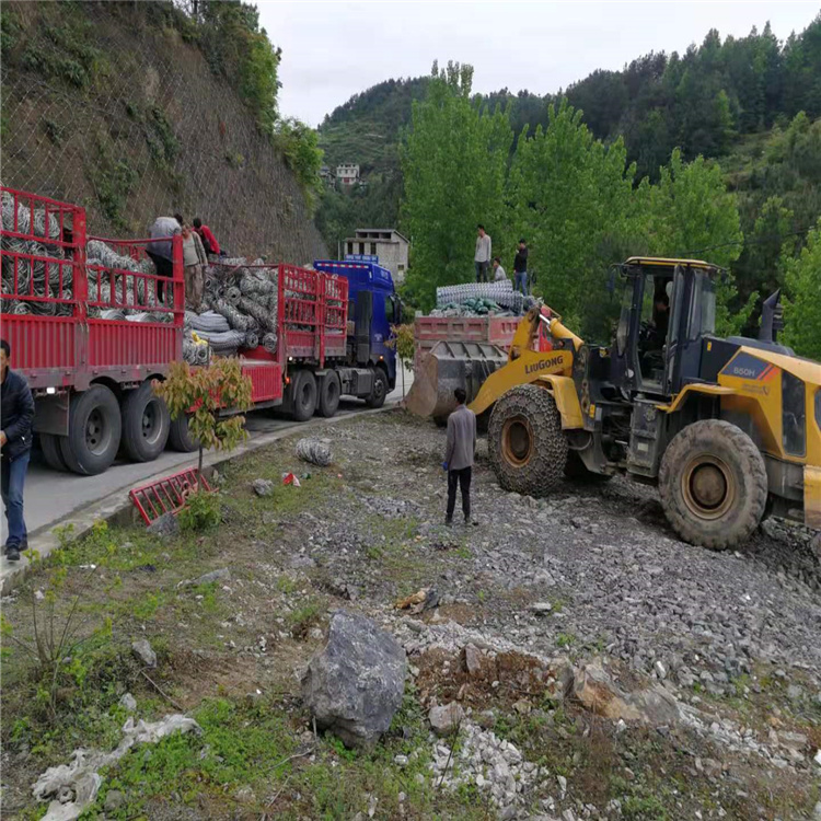 广西临港经济开发区基础设施及边坡支护工程项目图片2