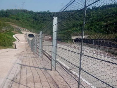 刚性防护网图片2