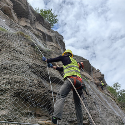 陕西延安主动防护网施工图片4